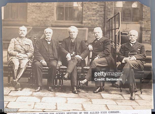Versailles. Behind the scenes meeting of the Allied High Command. Marshall Foch, Clemenceau, Lloyd George, Vittorio Orlando, and B. Soninno, 1919.