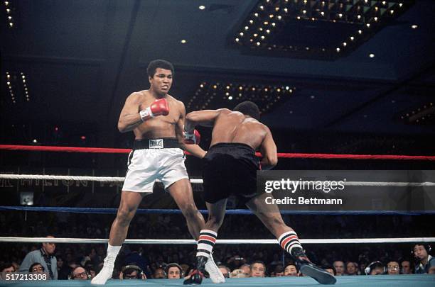 Las Vegas, NV: Muhammad Ali and Leon Spinks during ring action at the Las Vegas Hilton Pavilion. Spinks scored one of boxing's greatest upsets when...