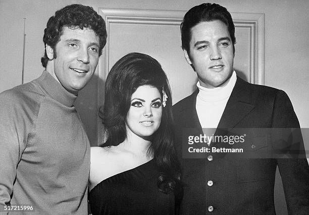 Las Vegas, NV- Britain's hottest current singing star, Tom Jones , often compared to the early Elvis Presley in style and appeal to femininity, poses...