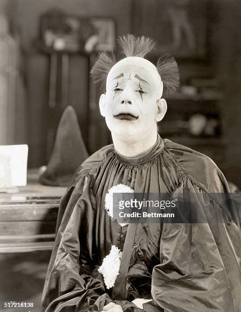 Lon Chaney as as Paul Beaumont, aka HE in the 1924 Metro-Goldwyn-Mayer production, 'He Who Gets Slapped' circa 1924.