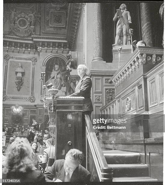 Secretary of State James Byrne speaking at the first plenary session in the United States Senate.