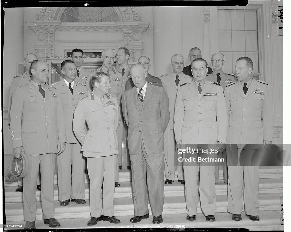 Military Officers With President