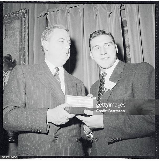 Tim Cohane Editor 3,146 Look Magazine Photos & High Res Pictures - Getty Images