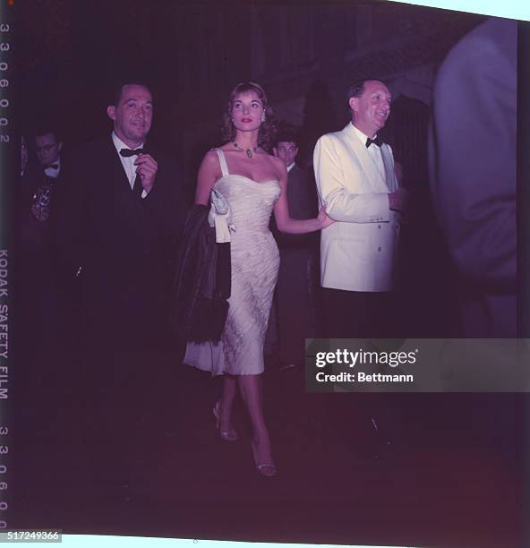 Venice: Elsa Martinelli, Italian actress arriving at International Film Festival at Venice, Italy 9/29/56.