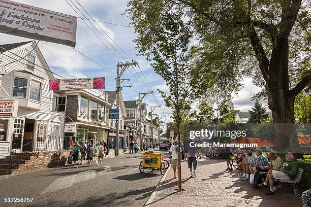 provincetown, commercial street - provincetown stockfoto's en -beelden