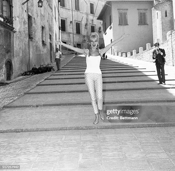Actress Brigitte Bardot returns to Italy to finish her film Private Life.
