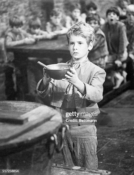 1,960 Oliver Twist Photos & High Res Pictures - Getty Images
