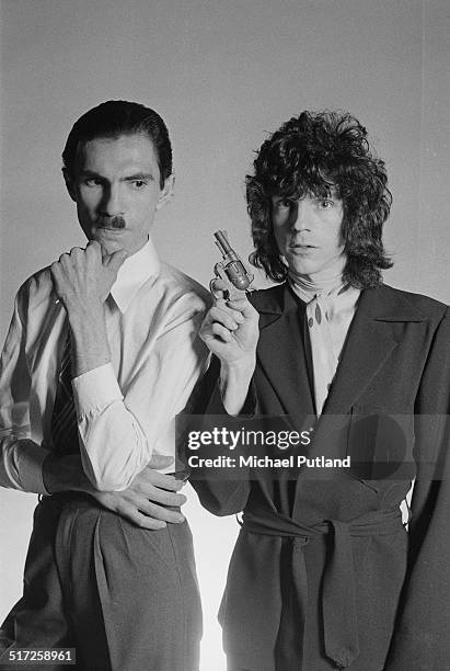 Brothers Ron and Russell Mael of American rock group Sparks, 1974.