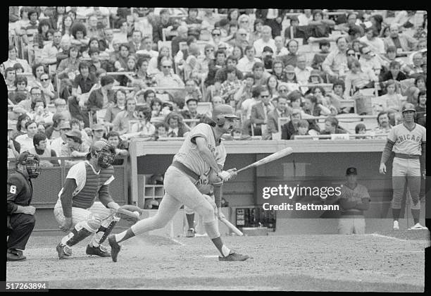 Chicago Cubs' Joe Pepitone is show here as he bats against the New York Mets.