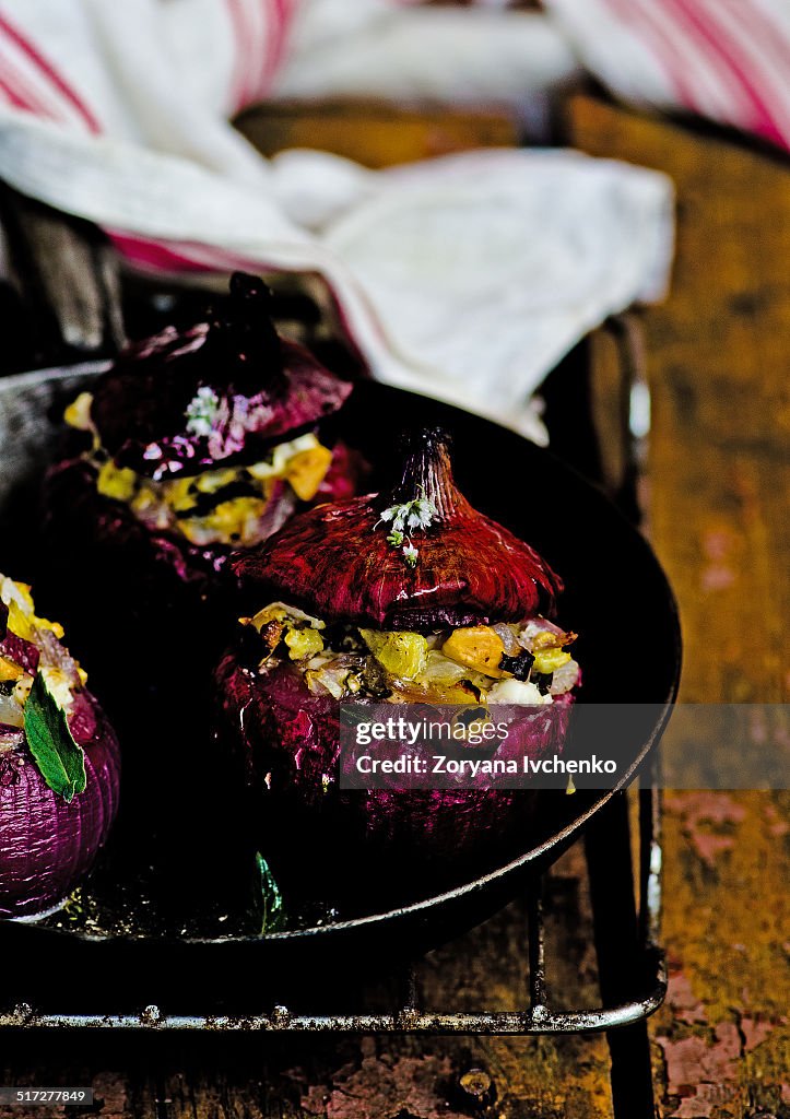 Stuffed onions