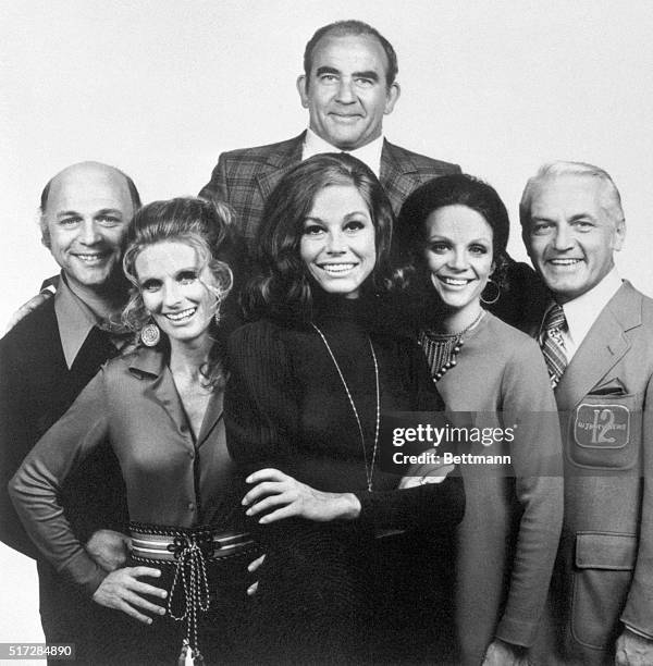 The cast of The Mary Tyler Moore Show, from left to right: Gavin MacLeod, Cloris Leachman, Mary Tyler Moore, Valerie Harper, and Ted Knight. At top,...