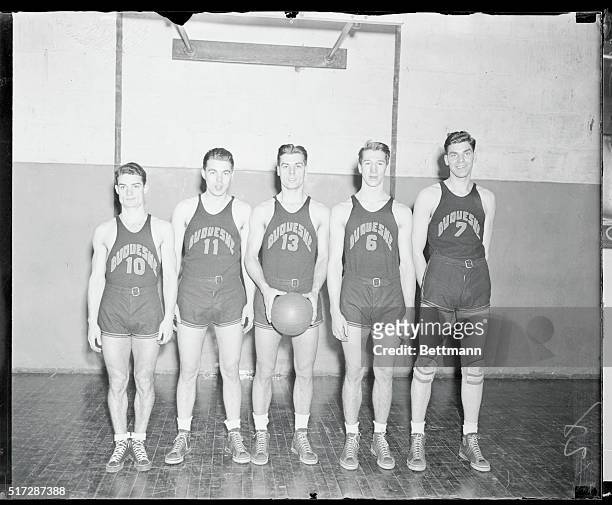 Duquesne Cagers practice for L.I.U. Members of the Duquesne basketball team, seen at the New York university gymnasium as they worked out in...