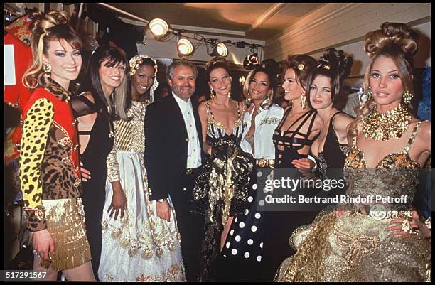 Gianni Versace with models Naomi Campbell, Carla Bruni, Karen Mulder, Christy Turlington - Haute Couture fashion show spring summer 1992 in Paris.