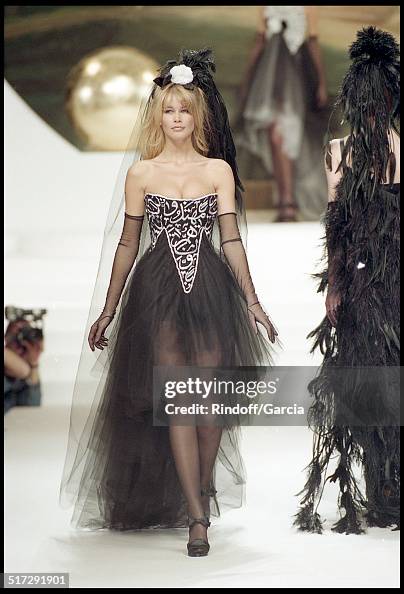 Haute Couture Fashion Show Spring Summer 1994 Collections Haute Couture Fashion Show Spring Summer 1994 Collections