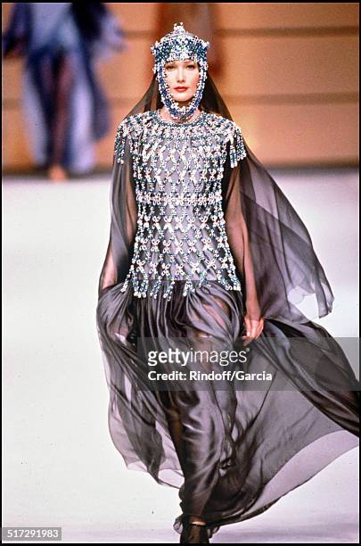 The model Carla Bruni - Paco Rabanne Haute Couture fashion show spring summer 1994 in Paris.