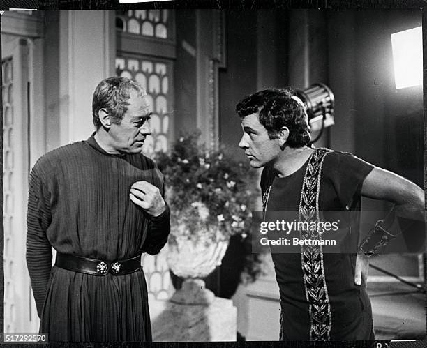 Rex Harrison and Richard Burton in Cleopatra