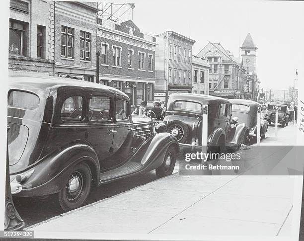 Passaic inaugurates parking machines...A new method of obtaining revenue from motorists was inaugurated by Mayor Benjamin F. Turner, of Passaic,...