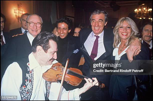 Gerard Oury, Richard Anconina, Jean Paul Belmondo and Beatrice Agenin during the premiere of the movie "Itineraire d'un enfant gate"