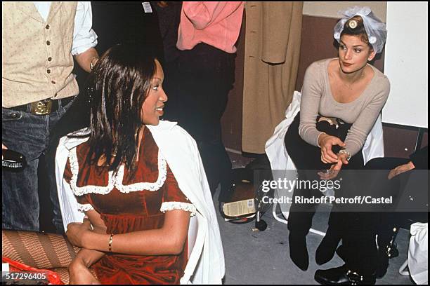 Naomi Campbell and Cindy Crawford, Backstage, during the Chanel fashion show in Paris