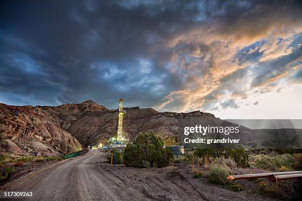fracking drill rig - fracking well stock pictures, royalty-free photos & images