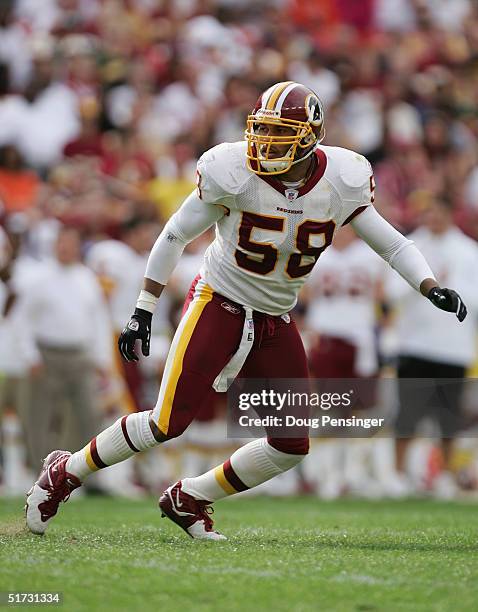 Antonio Pierce of the Washington Redskins pursues the play against the Green Bay Packers at FedEx Field on October 31, 2004 in Landover, Maryland....