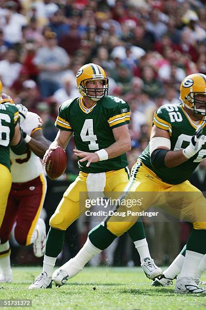 Brett Favre of the Green Bay Packers passes the ball against the Washington Redskins at FedEx Field on October 31, 2004 in Landover, Maryland. The...