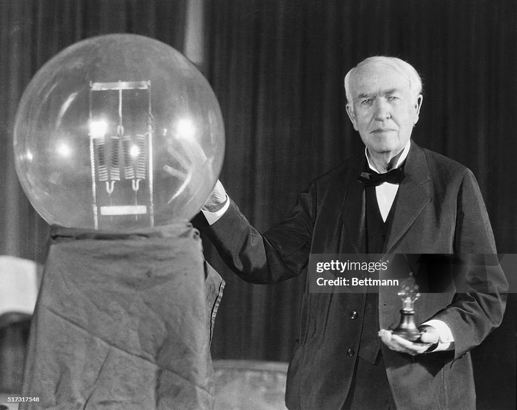 Thomas Edison Exhibits First Successful Incandescent Lamp