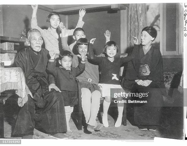 Mitsu Inukai 125 photos et images haute résolution de Inukai Tsuyoshi - Getty Images