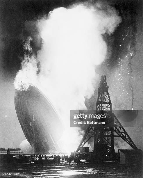 Airship Exploding 88 Hindenburg Explodes In 1937 Stock Photos, High-Res Pictures, and ...
