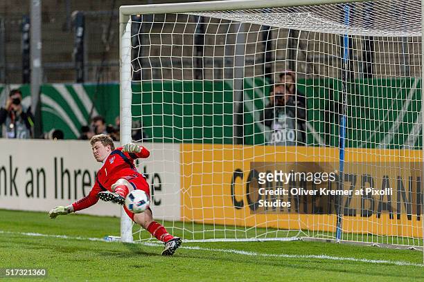 Penalty goal through Midfielder Max Meyer of Germany at Frankfurter Volksbank-Stadion during the international football match between Germany U21 v...