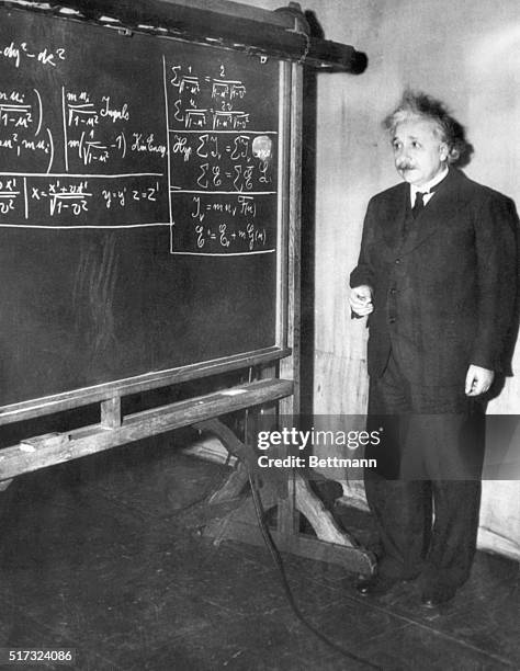 Albert Einstein gives a lecture to the American Association for the Advancement of Science