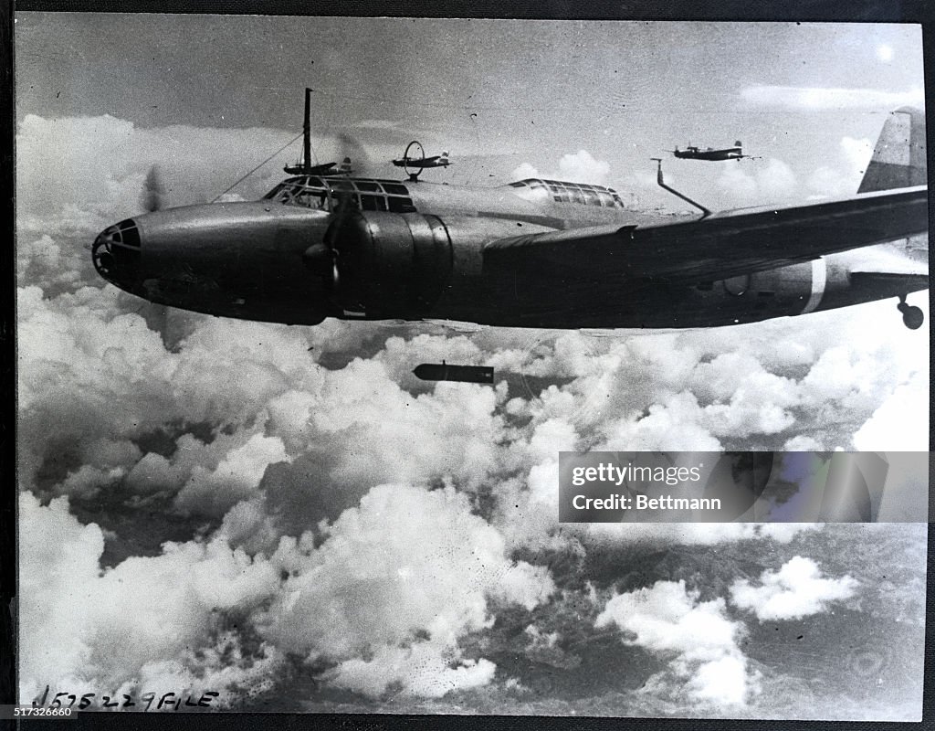 Japanese Mitsubishi "Dragon" Bombers Over China 1940