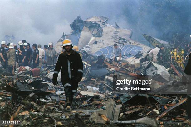 727 Exploding 144 727 Crash Stock Photos, High-Res Pictures, and Images - Getty Images