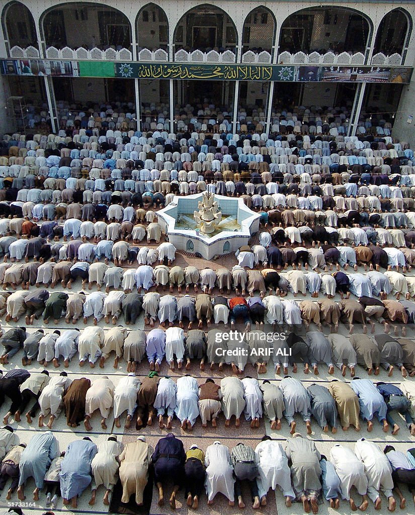 Pakistan Muslam Pakistani Muslim men offer the final Friday prayer of the Holy month ...