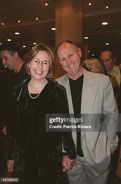 MAY 2001 - PENNY COOK + HUSBAND - SINGIN' IN THE RAIN PREMIERE - STAR CITY'S LYRIC THEATRE - SYDNEY.