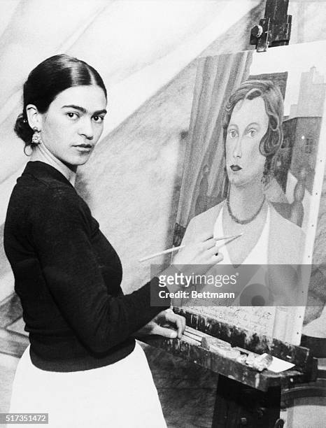 Even though her famous husband sits by and declines to comment on her art ambitions, Mrs. Diego Rivera, wife of the famous Mexican artist, can and...