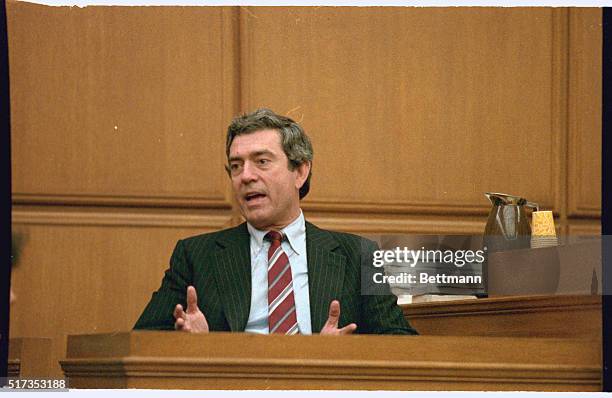 Los Angeles, California: CBS-TV news correspondent Dan Rather testifies during the slander trial against him, CBS and 60 Minutes in Los Angeles,...