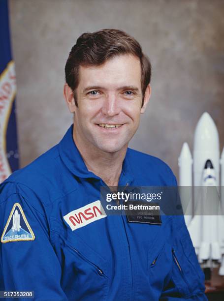 Francis R Scobee 46 Francis Scobee Stock Photos, High-Res Pictures, and Images - Getty ...