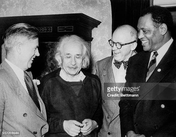 Former Vice President Henry Wallace, Physicist Albert Einstein, Lewis L. Wallace of Princeton University, and African American actor Paul Robeson...