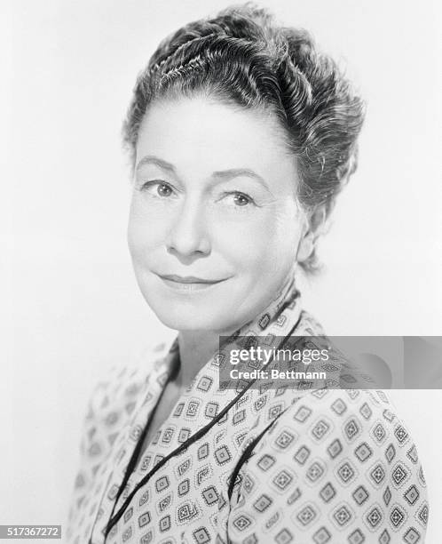 Actress Thelma Ritter is shown as Stella, in Paramount Picture's Rear Window, which was directed by Alfred Hitchcock. Thelma was born in Brooklyn,...