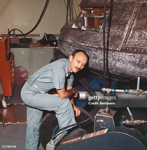 649 Michael Collins (Astronaut) Stock Photos, High-Res Pictures, and ...