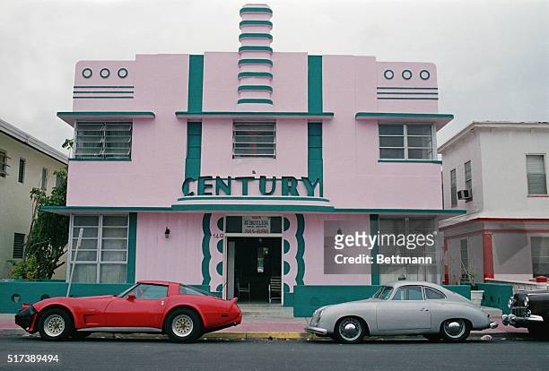 Miami Beach, Florida: Exterior view of a typical Art Deco hotel, Ocean Drive 1/10, an historic one square mile district that has a style popular in...