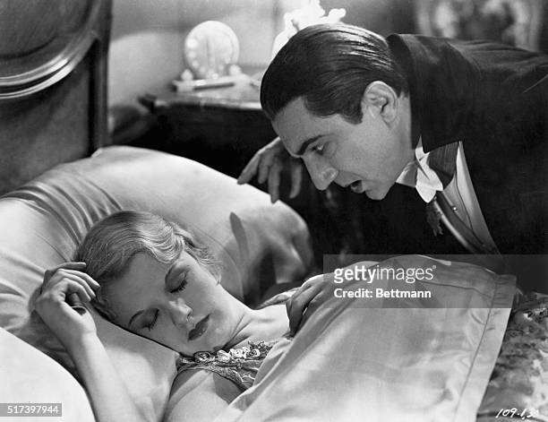Bela Lugosi and Helen Chandler in "Dracula" movie directed by Tod Browning for Universal.