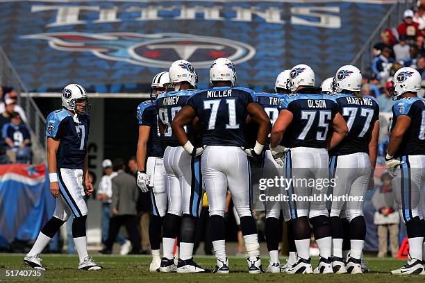 Quarterback Billy Volek of the Tennessee Titans walks to the huddle during a game against the Chicago Bears on November 14, 2004 at The Coliseum in...