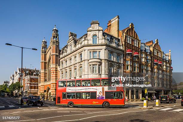 typical bus in sloane square - london bus stock pictures, royalty-free photos & images