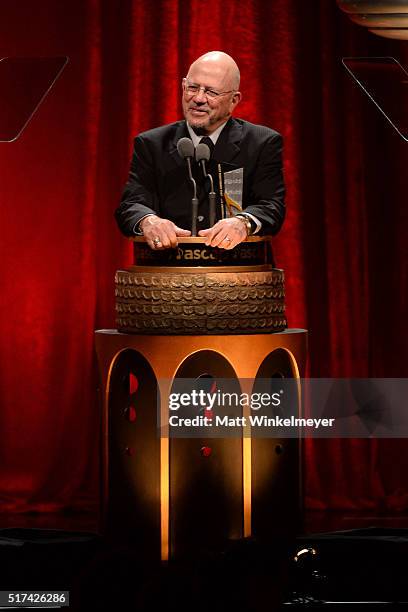 33,355 Mike Post Photos & High Res Pictures - Getty Images