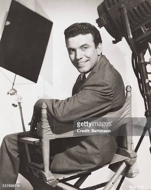New romantic sensation...is Anthony Franciosa, from Broadway, making his Hollywood debut in MGM's This Could Be the Night.