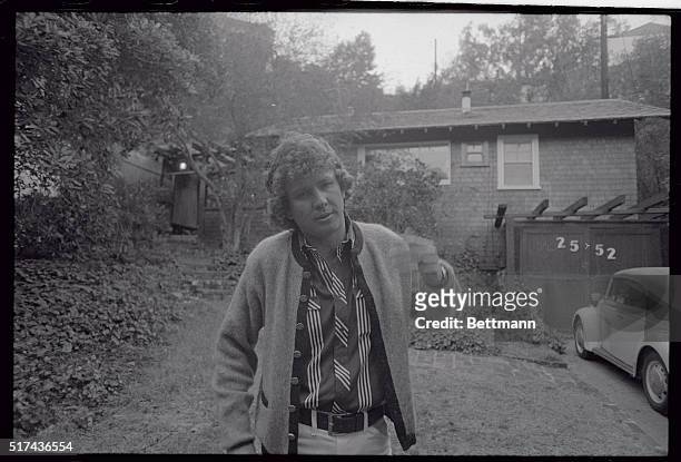 Richard Wright long time friend of actor Peter Duel, describes the scene inside the home where Duel was found shot to death. The 31-year-old actor...