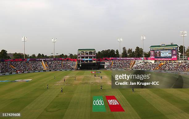 General view of play during the ICC World Twenty20 India 2016 Super 10s Group 2 match between Pakistan and Australia at the IS Bindra Stadium on...