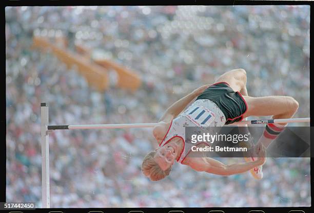 Dwight Stones clears 7 feet, 5 inches earlier in the Olympic Trials 6/24 before he set a new American record.